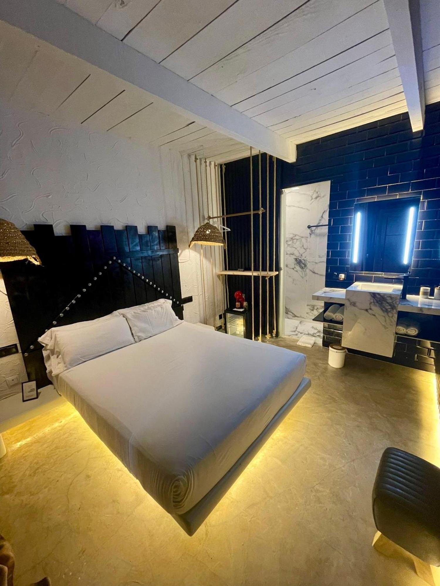 Paiise Hotels Sant Francesc de s'Estany Экстерьер фото