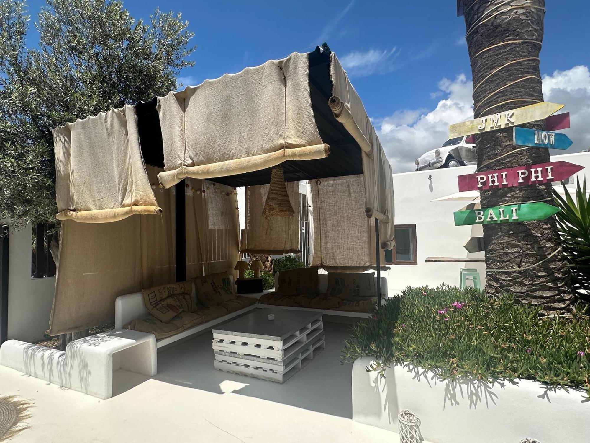 Paiise Hotels Sant Francesc de s'Estany Экстерьер фото