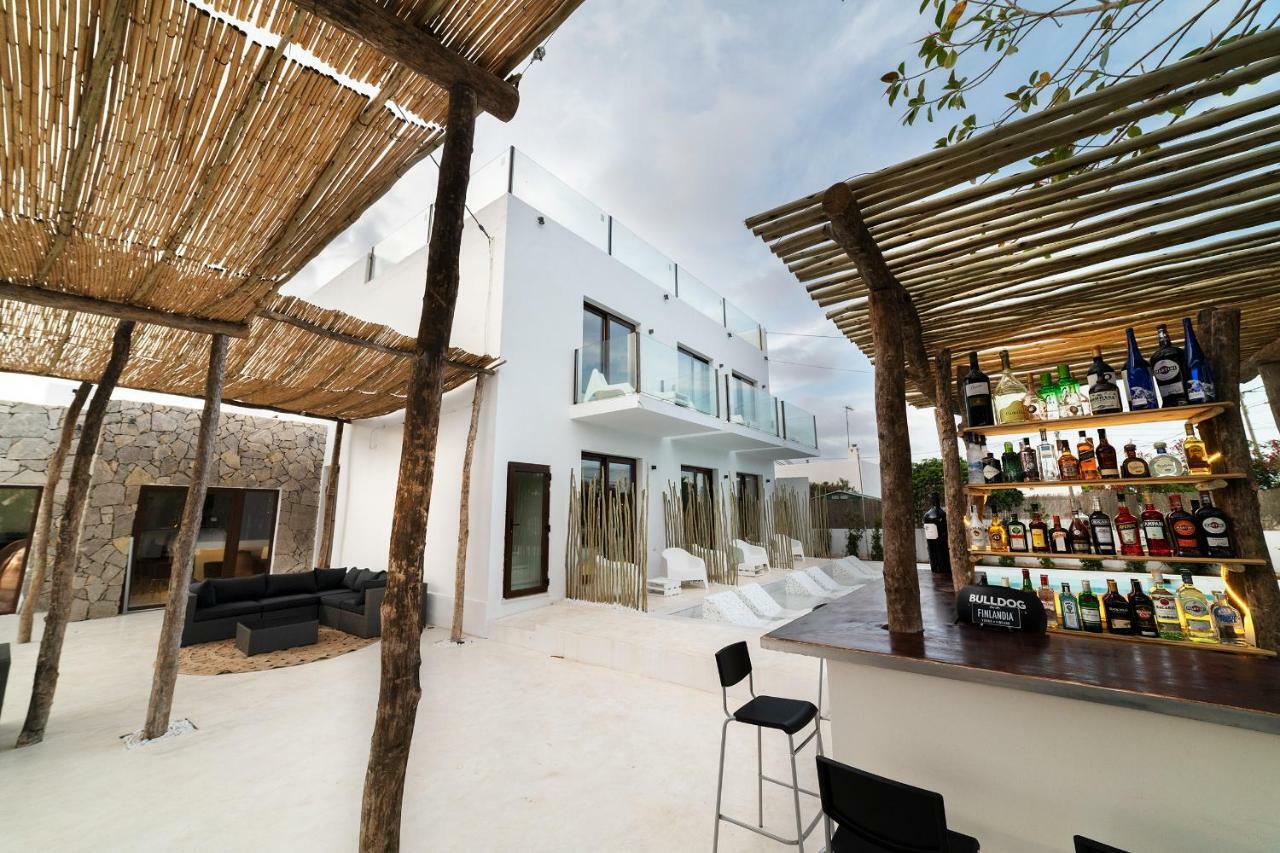 Paiise Hotels Sant Francesc de s'Estany Экстерьер фото