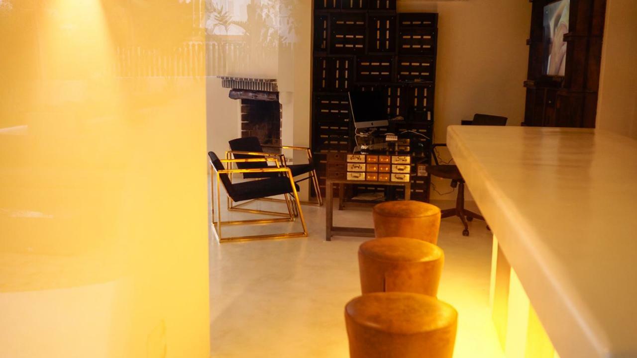 Paiise Hotels Sant Francesc de s'Estany Экстерьер фото