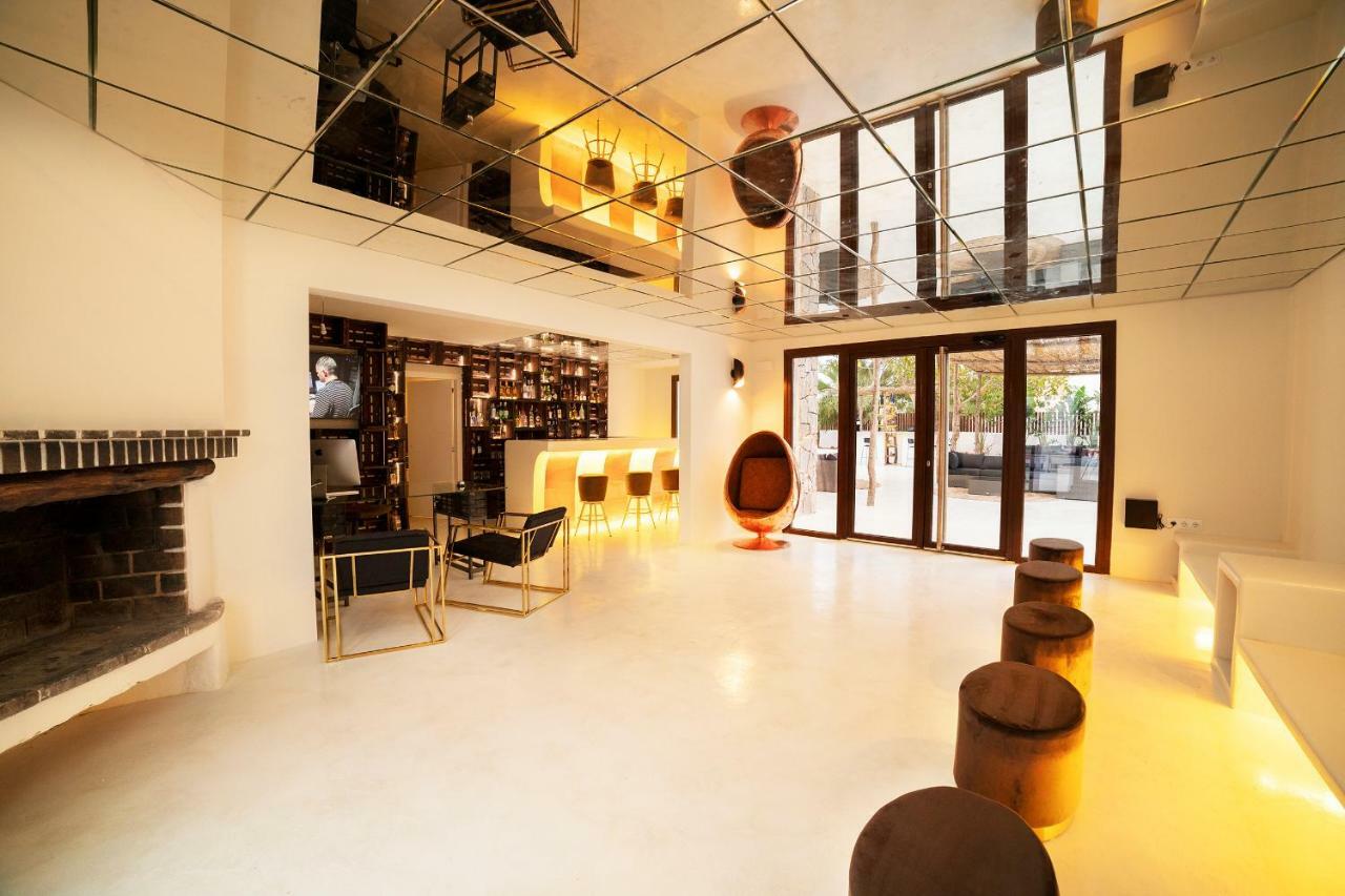 Paiise Hotels Sant Francesc de s'Estany Экстерьер фото